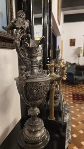 Art. History. Experience. – Descoperă camera secretă de poker privat în București